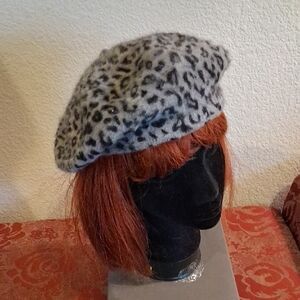 Angora Beret